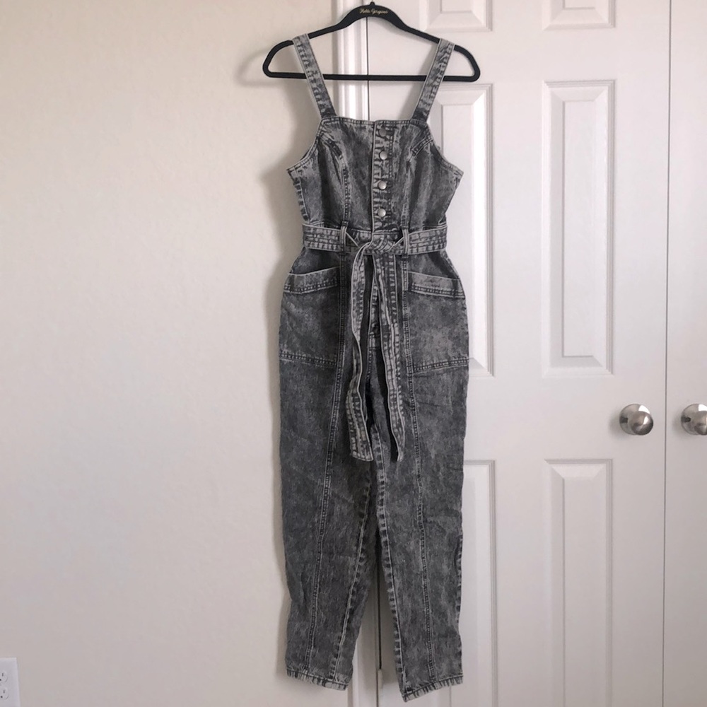 Size 2 dark jean overalls universal thread goods co. - Picture 1 of 2